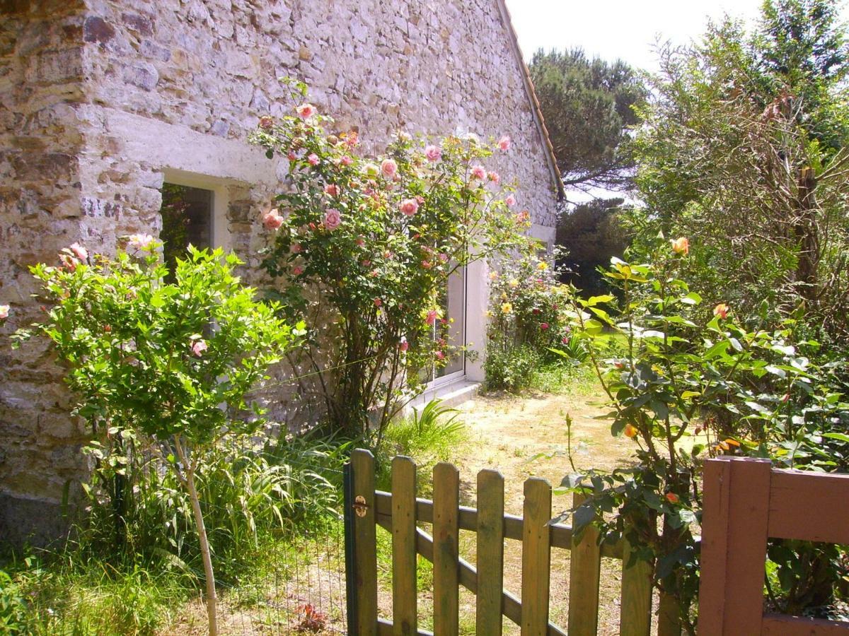 Gite Du Petit Gue Frossay Exterior foto